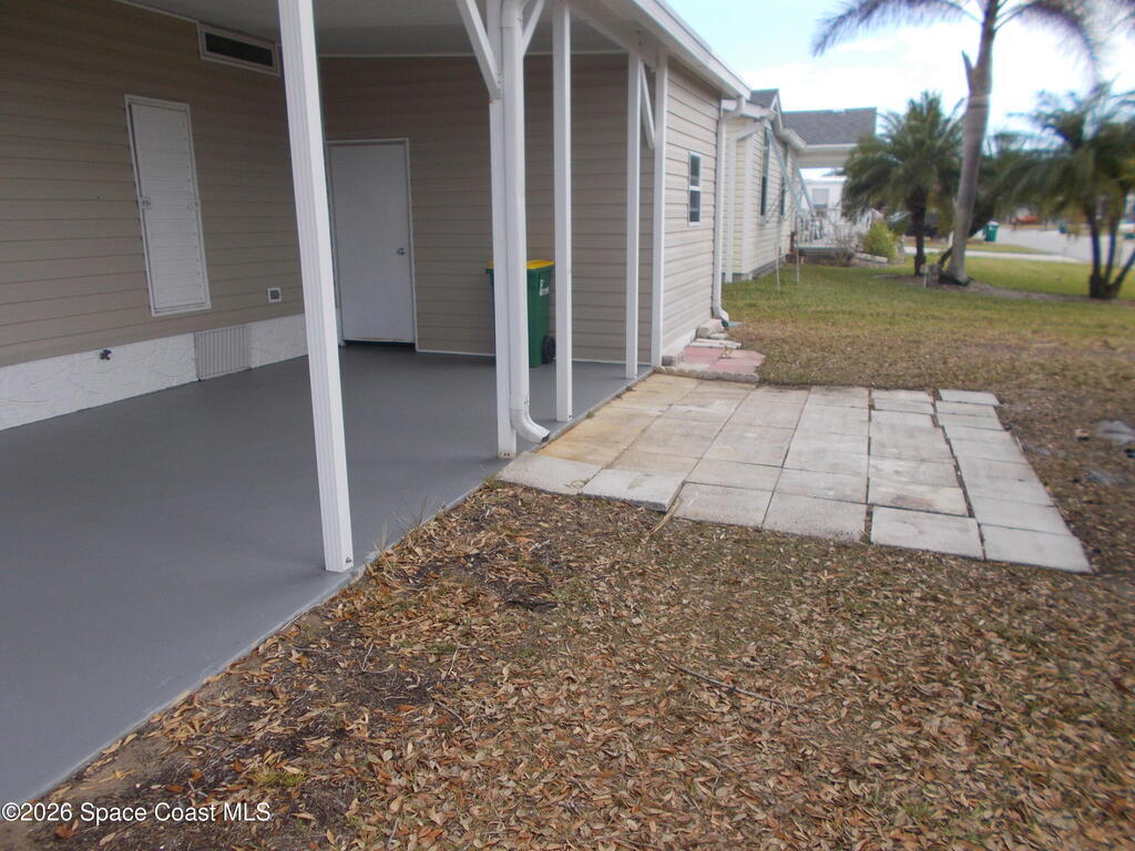 932 Cashew Circle, Barefoot Bay, FL 32976