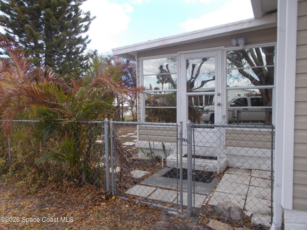 932 Cashew Circle, Barefoot Bay, FL 32976