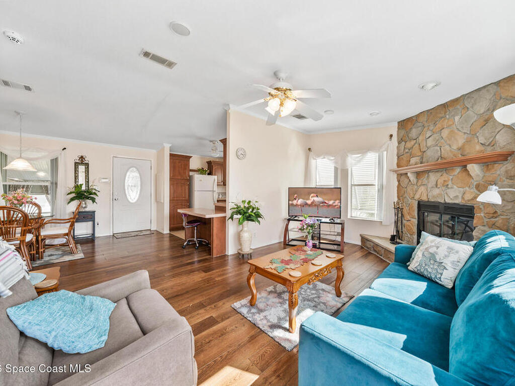 1854 Mango Street, Palm Bay, FL 32905