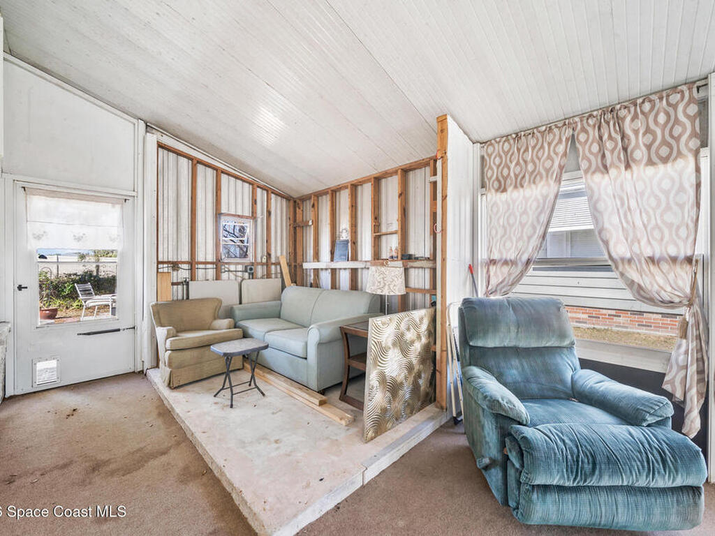 1854 Mango Street, Palm Bay, FL 32905