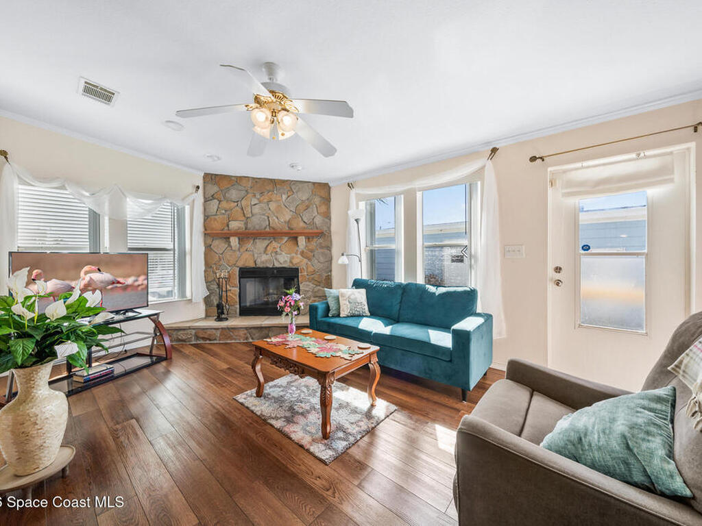 1854 Mango Street, Palm Bay, FL 32905