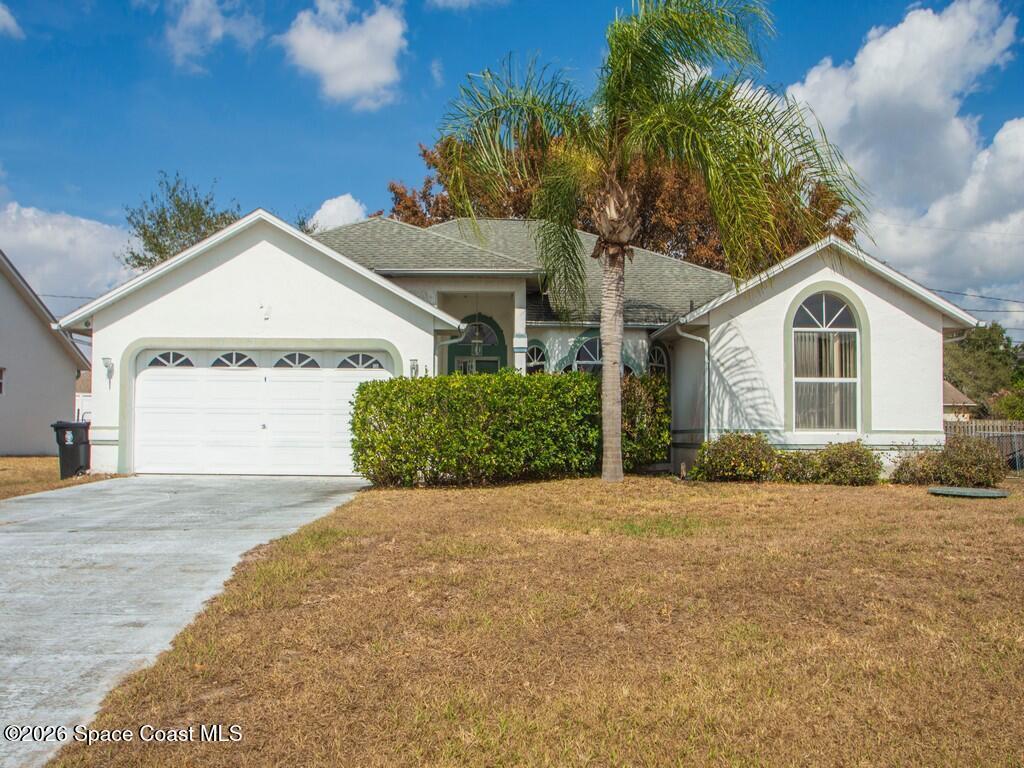 5718 NW North Macedo Boulevard, Port St. Lucie, FL 34983