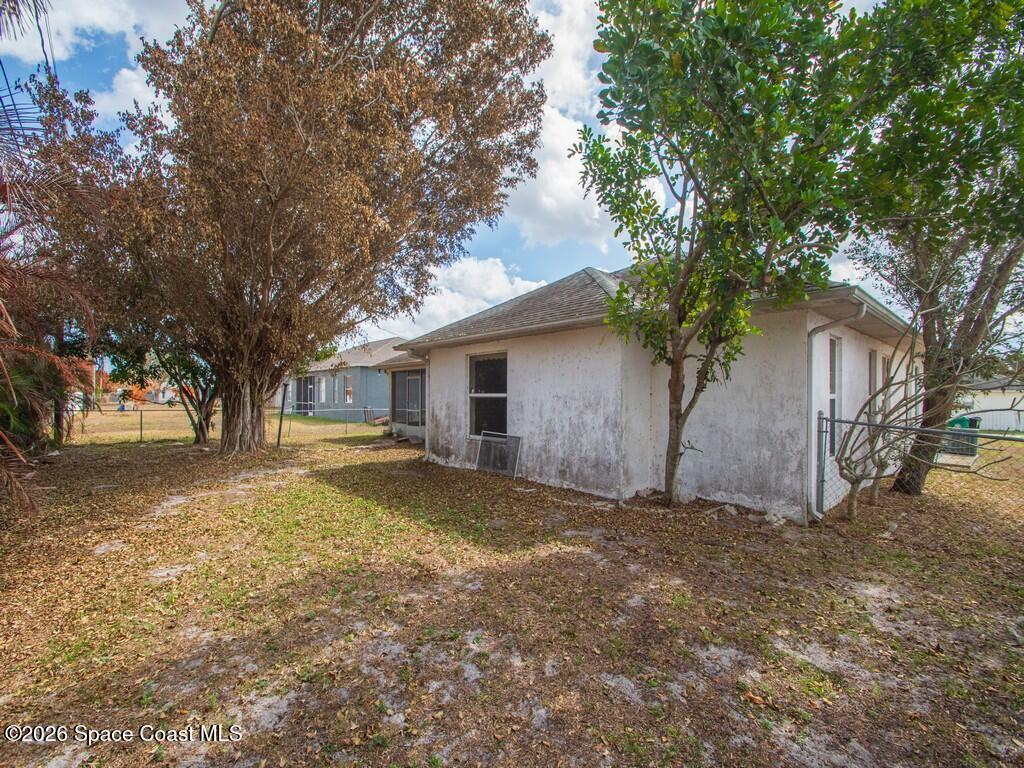 5718 NW North Macedo Boulevard, Port St. Lucie, FL 34983