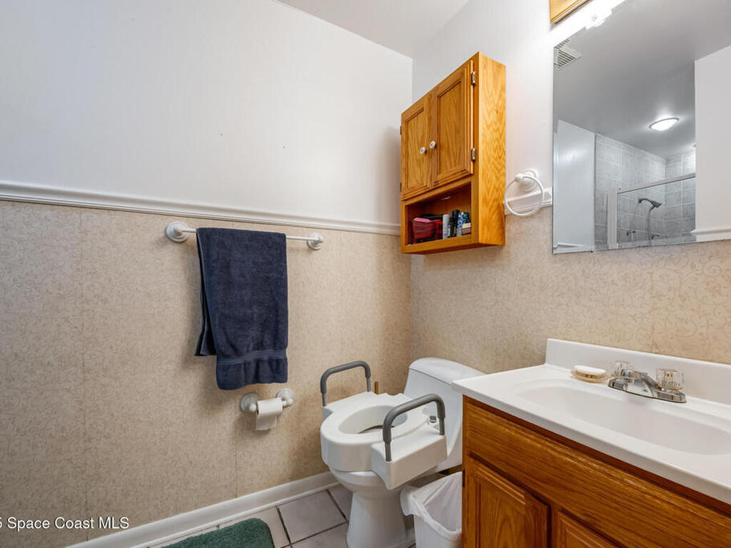 350 Riley Avenue, Melbourne, FL 32907