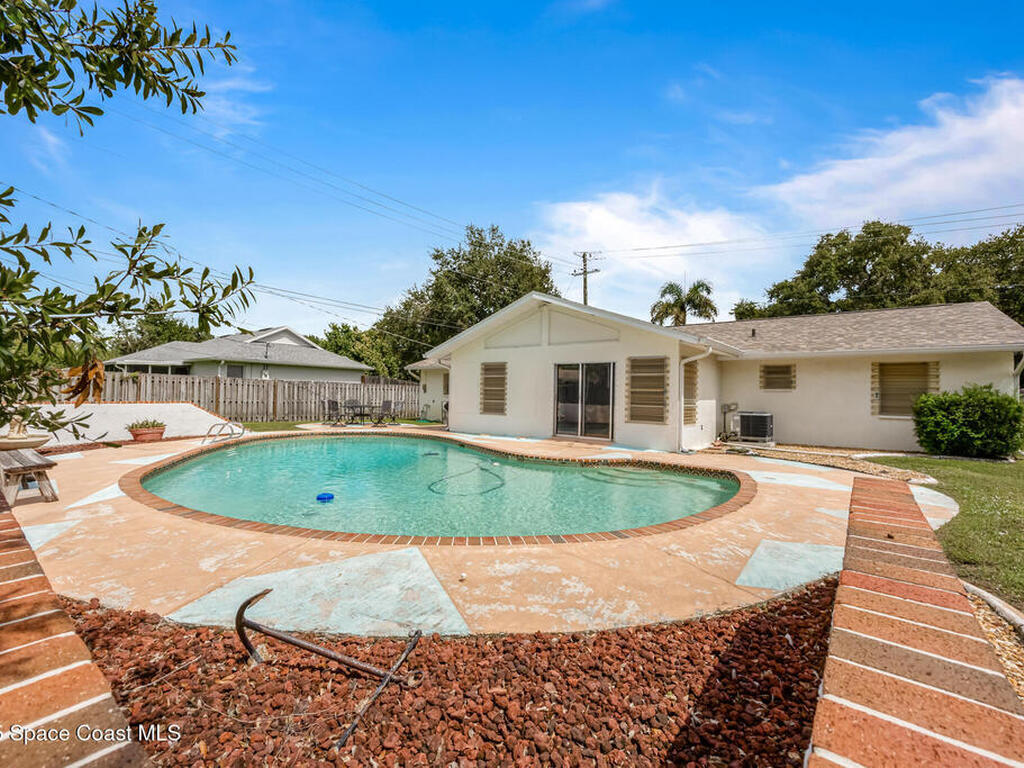 350 Riley Avenue, Melbourne, FL 32907