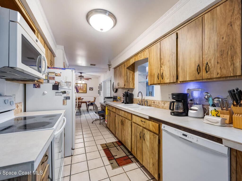 350 Riley Avenue, Melbourne, FL 32907