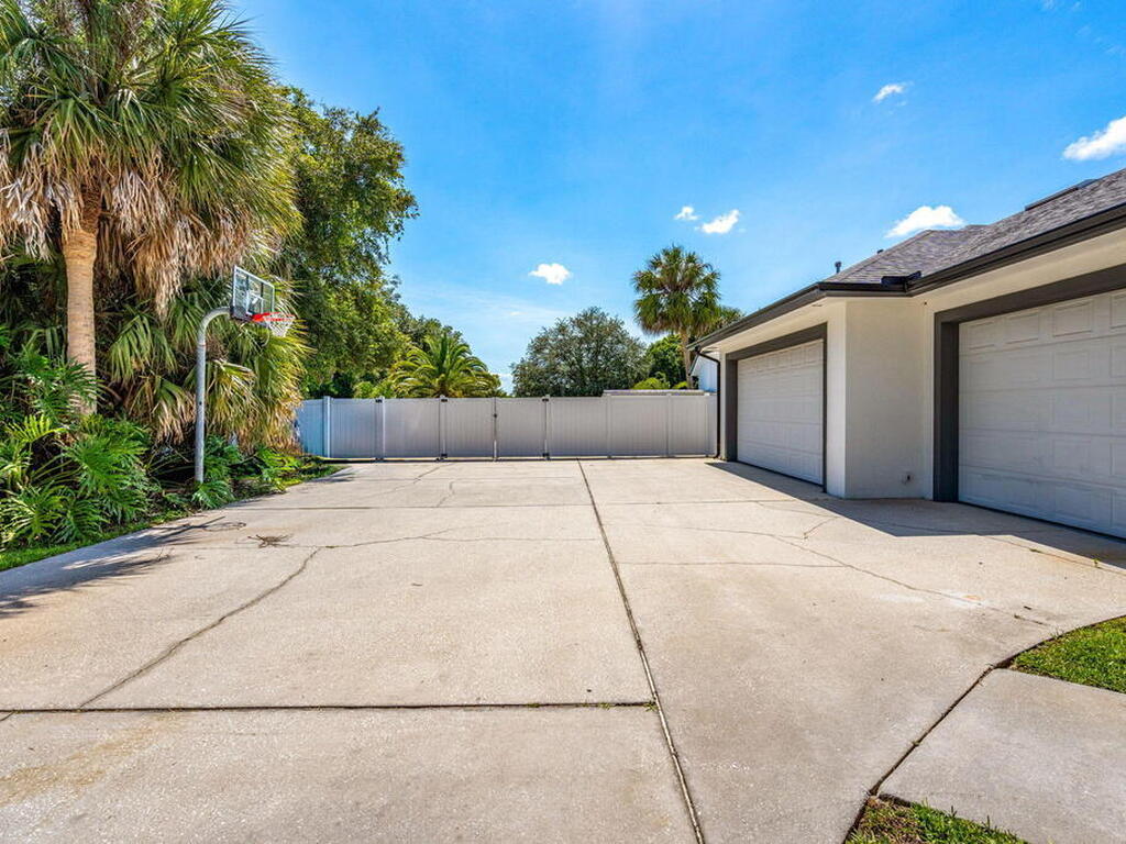 3920 Postridge Trail, Melbourne, FL 32934