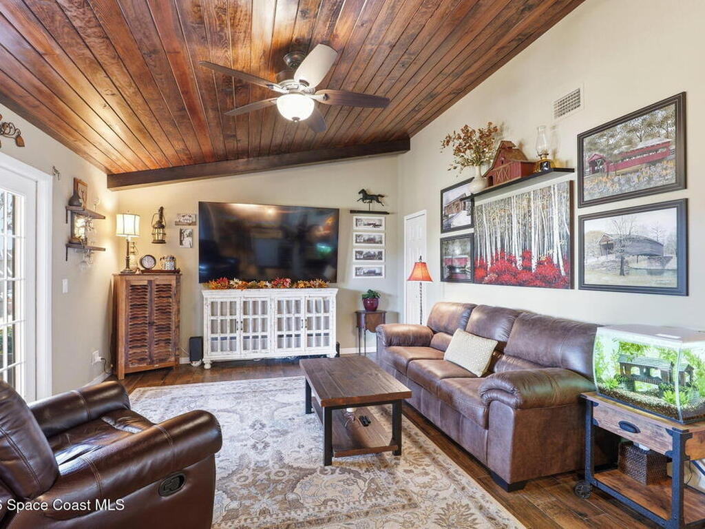 2569 Kingsmill Avenue, Melbourne, FL 32934