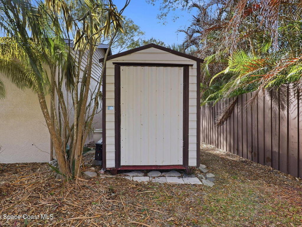 2569 Kingsmill Avenue, Melbourne, FL 32934