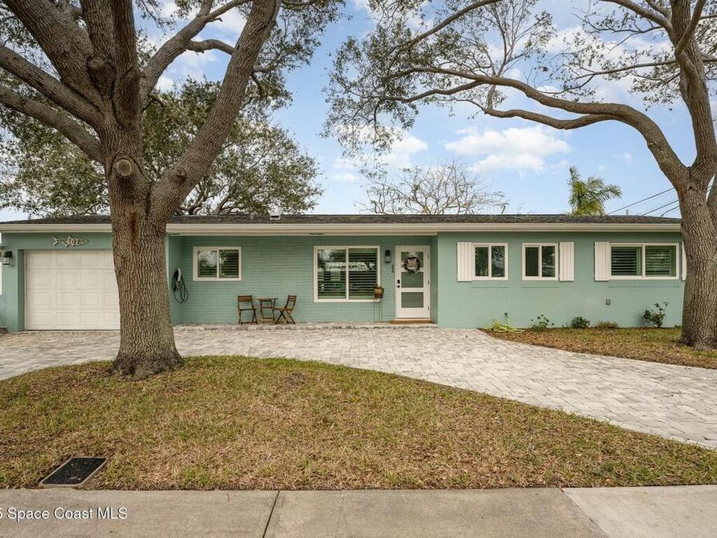 407 Sandpiper Drive, Satellite Beach, FL 32937