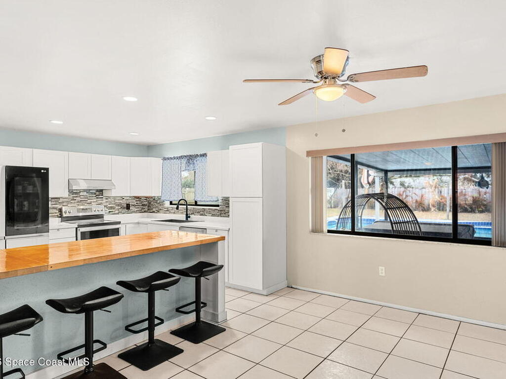 1112 Hooper Avenue, Palm Bay, FL 32905