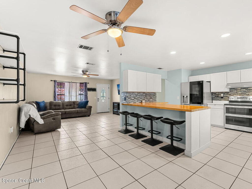 1112 Hooper Avenue, Palm Bay, FL 32905