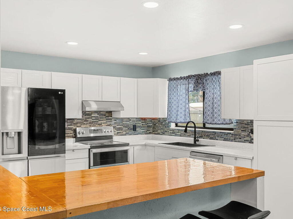 1112 Hooper Avenue, Palm Bay, FL 32905