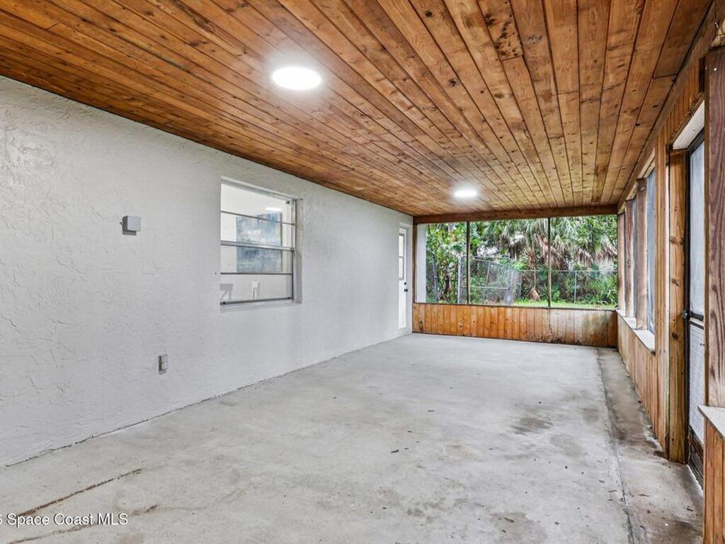 1170 Mina Avenue, Palm Bay, FL 32907