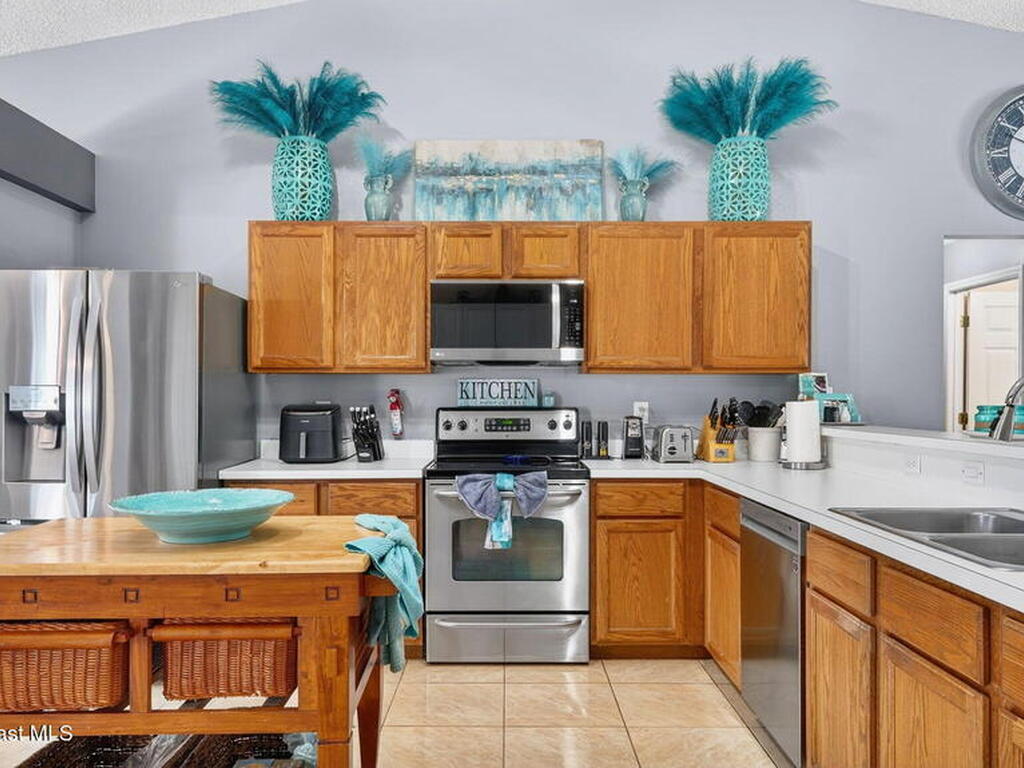 1040 Jacaranda Circle, Rockledge, FL 32955