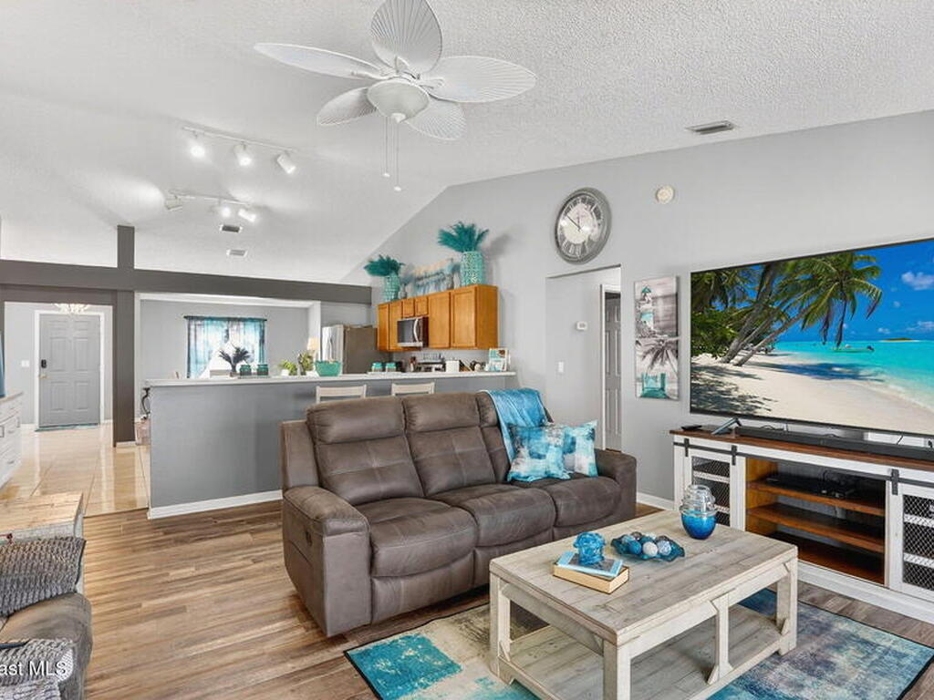 1040 Jacaranda Circle, Rockledge, FL 32955