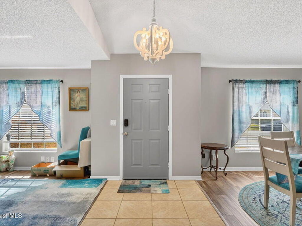 1040 Jacaranda Circle, Rockledge, FL 32955