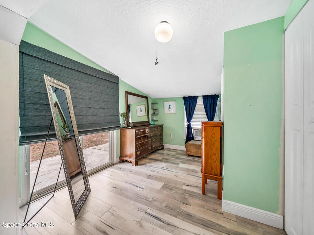 251 Avenida Del Sol, Indialantic, FL 32903