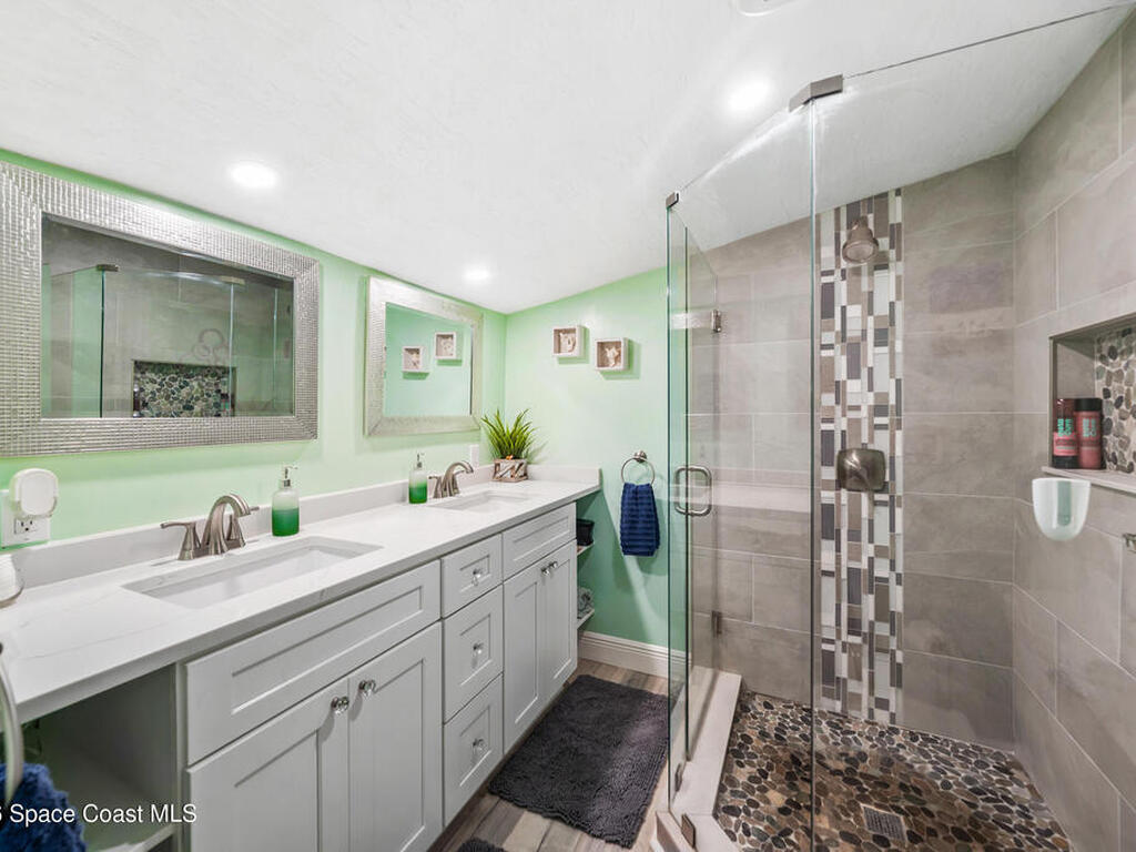 251 Avenida Del Sol, Indialantic, FL 32903