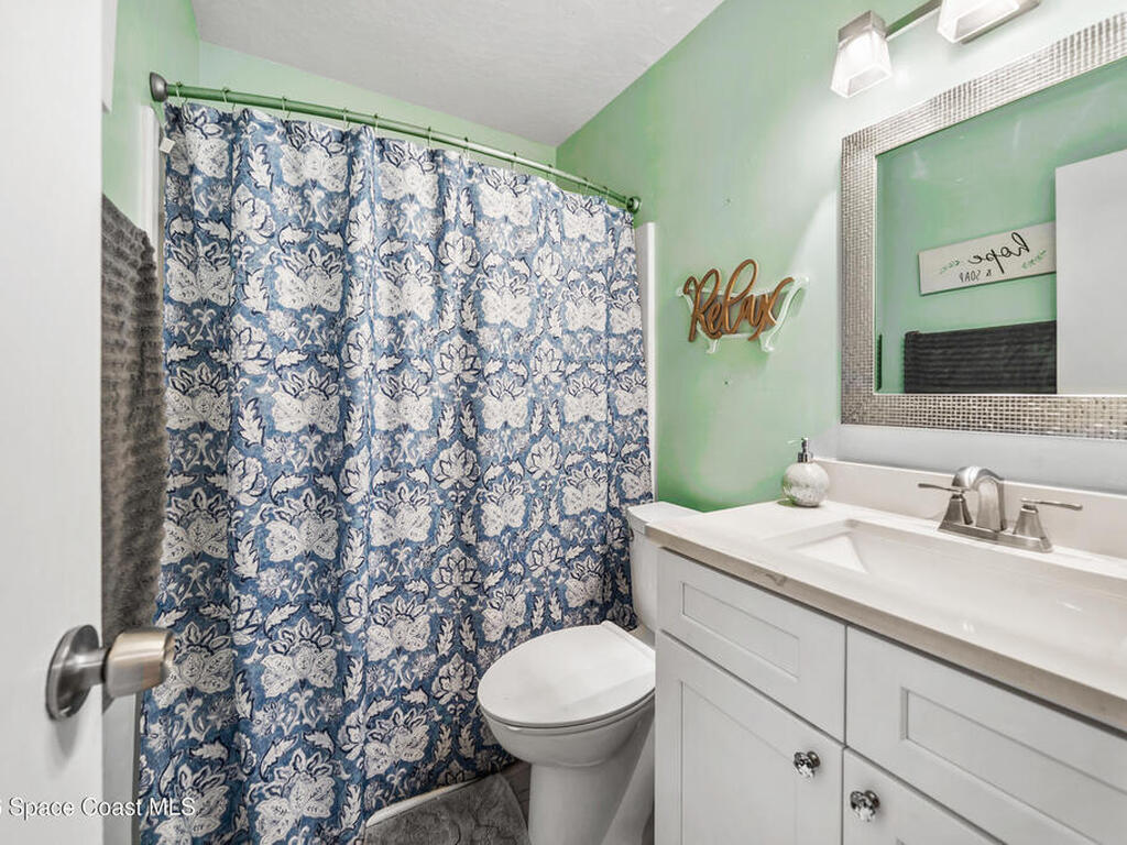 251 Avenida Del Sol, Indialantic, FL 32903