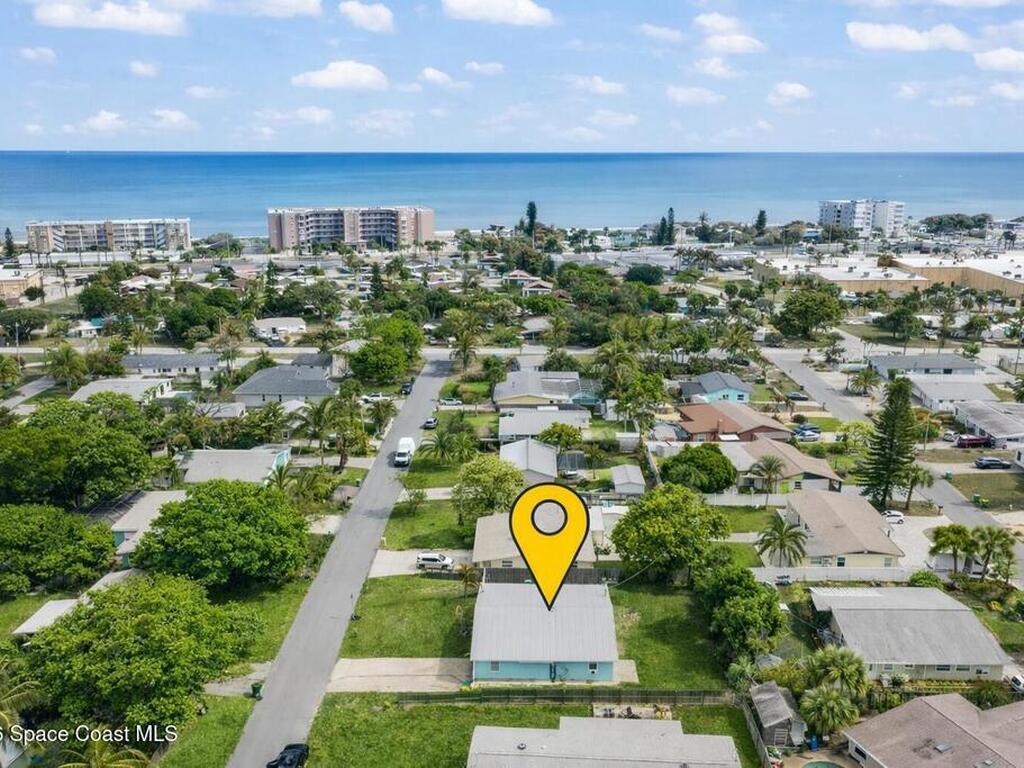 251 Avenida Del Sol, Indialantic, FL 32903