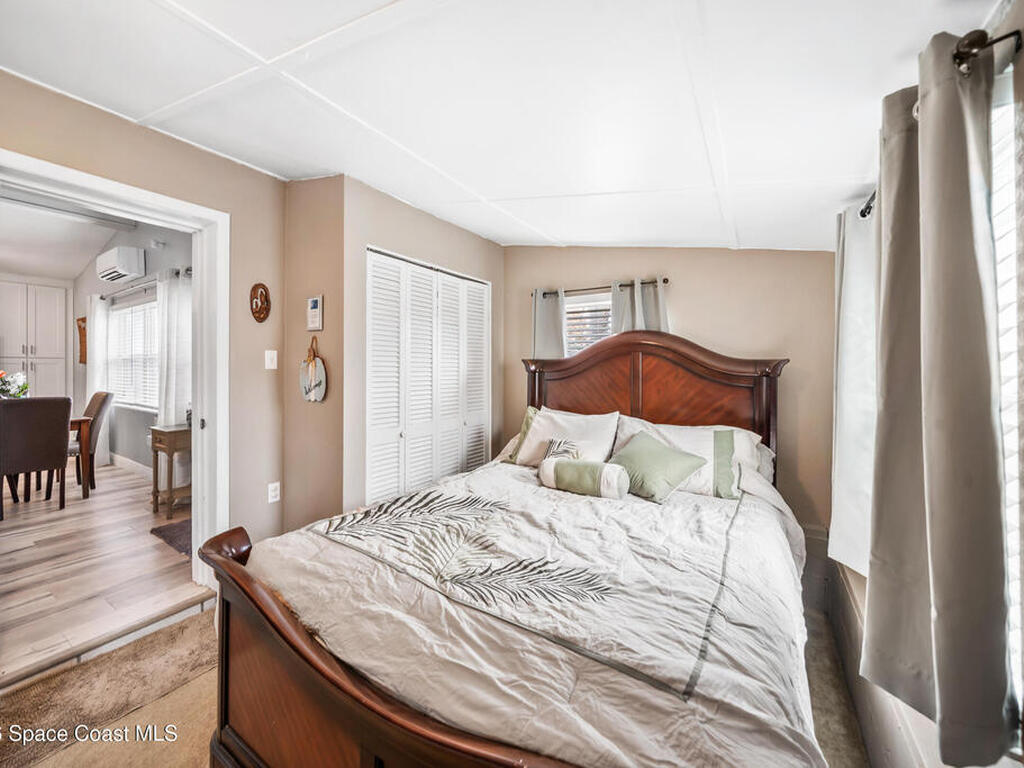 251 Avenida Del Sol, Indialantic, FL 32903