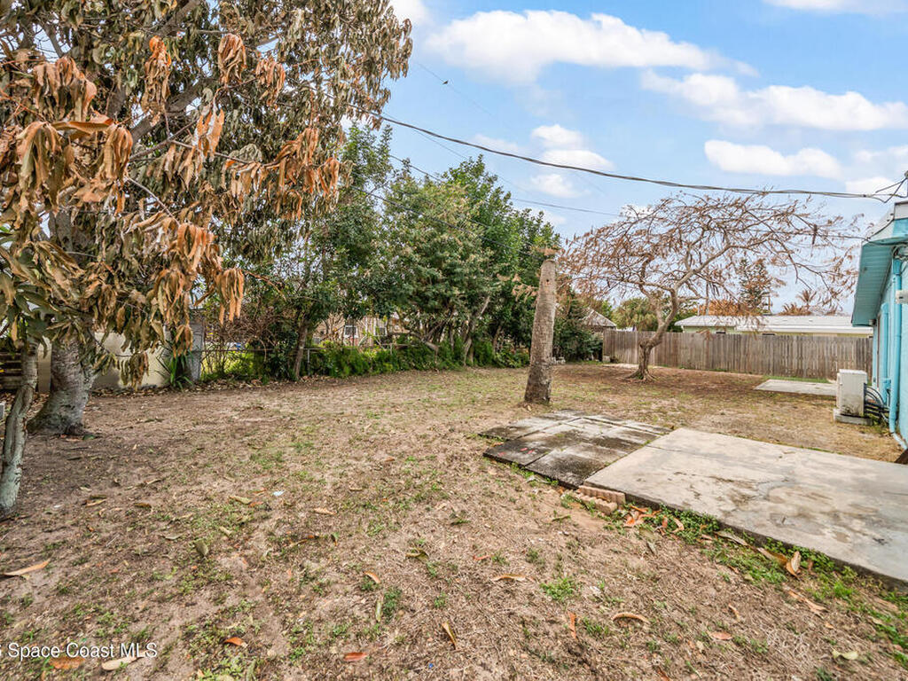 251 Avenida Del Sol, Indialantic, FL 32903