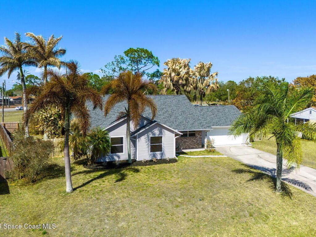 449 Gilbert Drive, Palm Bay, FL 32907