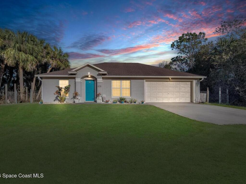 8016 106th Avenue, Vero Beach, FL 32967
