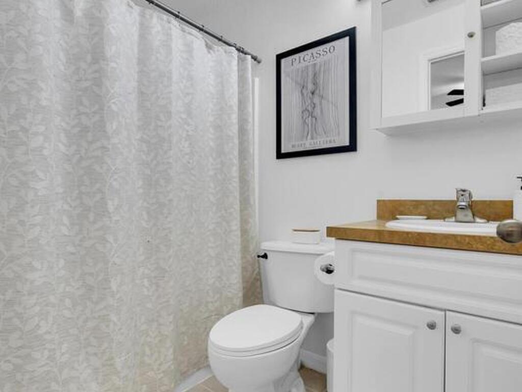 8016 106th Avenue, Vero Beach, FL 32967