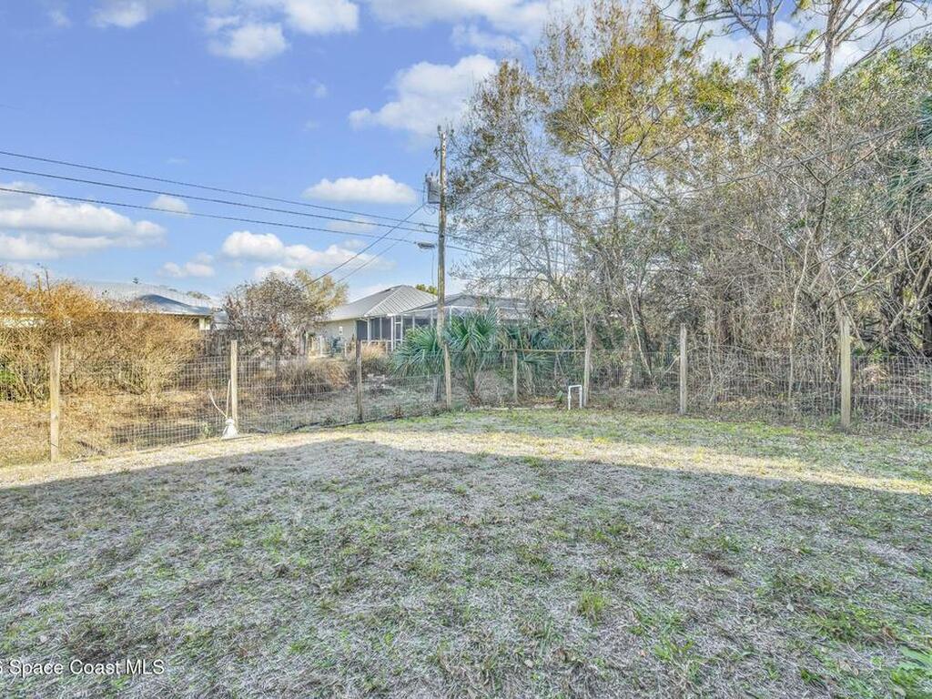 8016 106th Avenue, Vero Beach, FL 32967