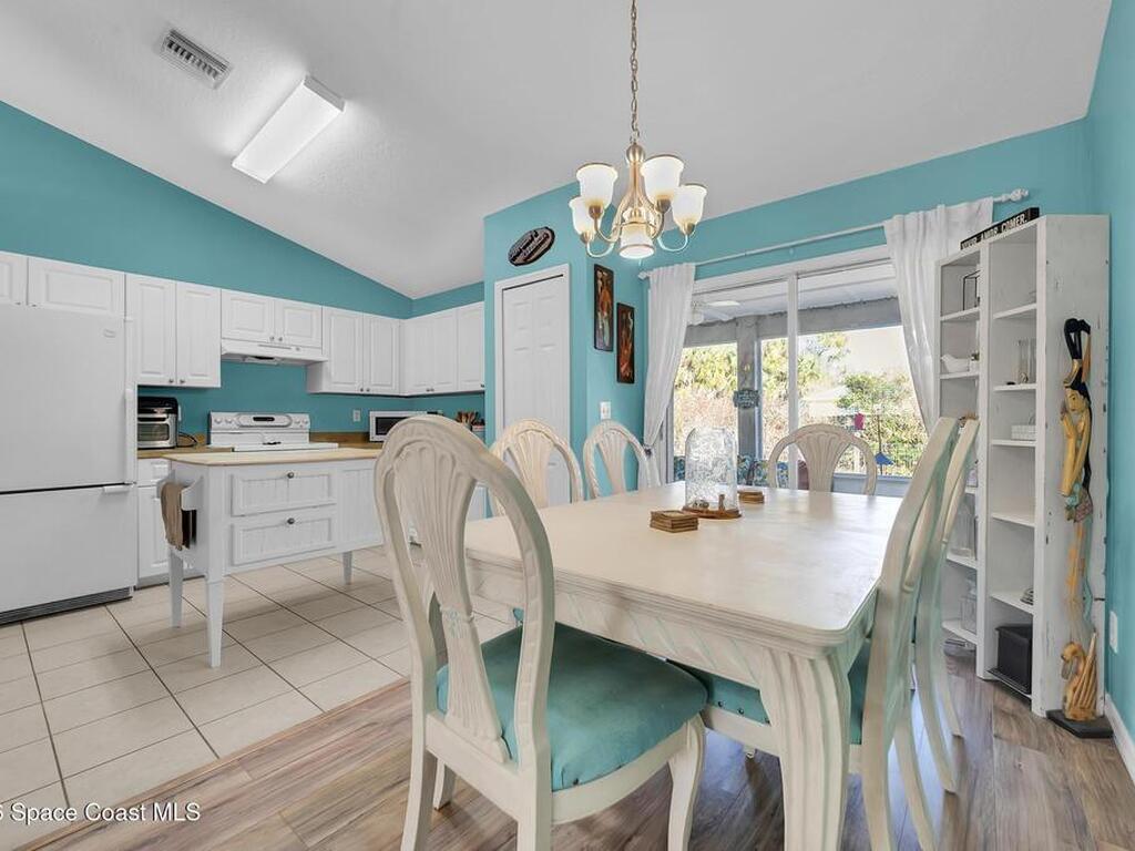 8016 106th Avenue, Vero Beach, FL 32967