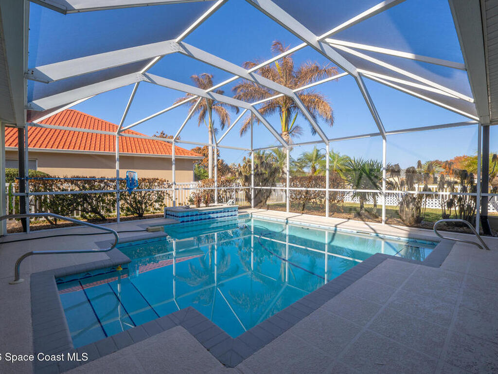 555 Limerick Drive, Merritt Island, FL 32953