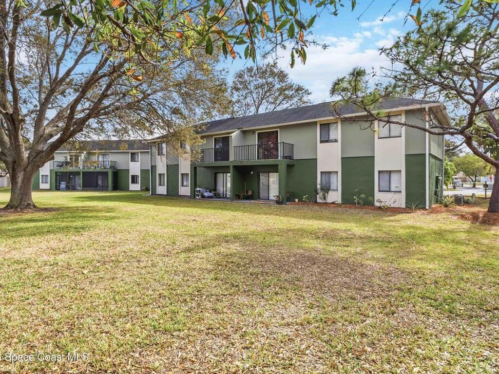 2258 Flower Tree Circle, Melbourne, FL 32935