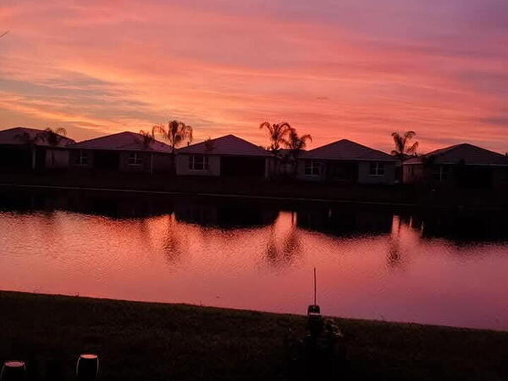 12127 SW Jasper Lake Way, Port St. Lucie, FL 34987