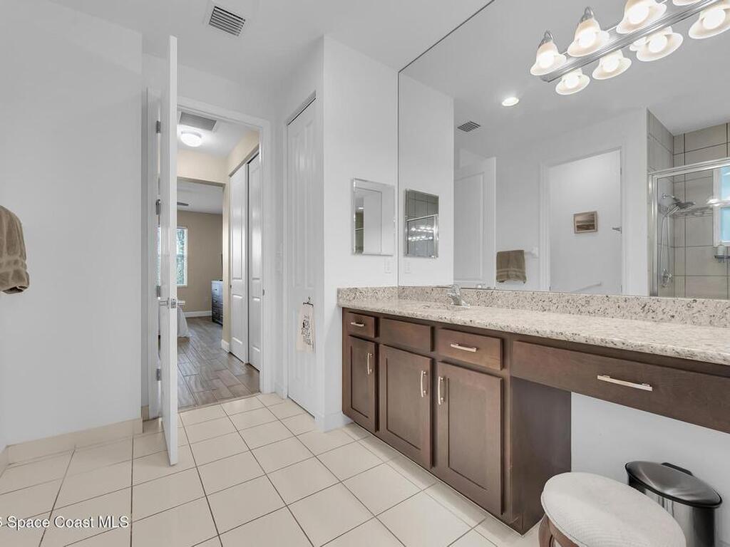 12127 SW Jasper Lake Way, Port St. Lucie, FL 34987