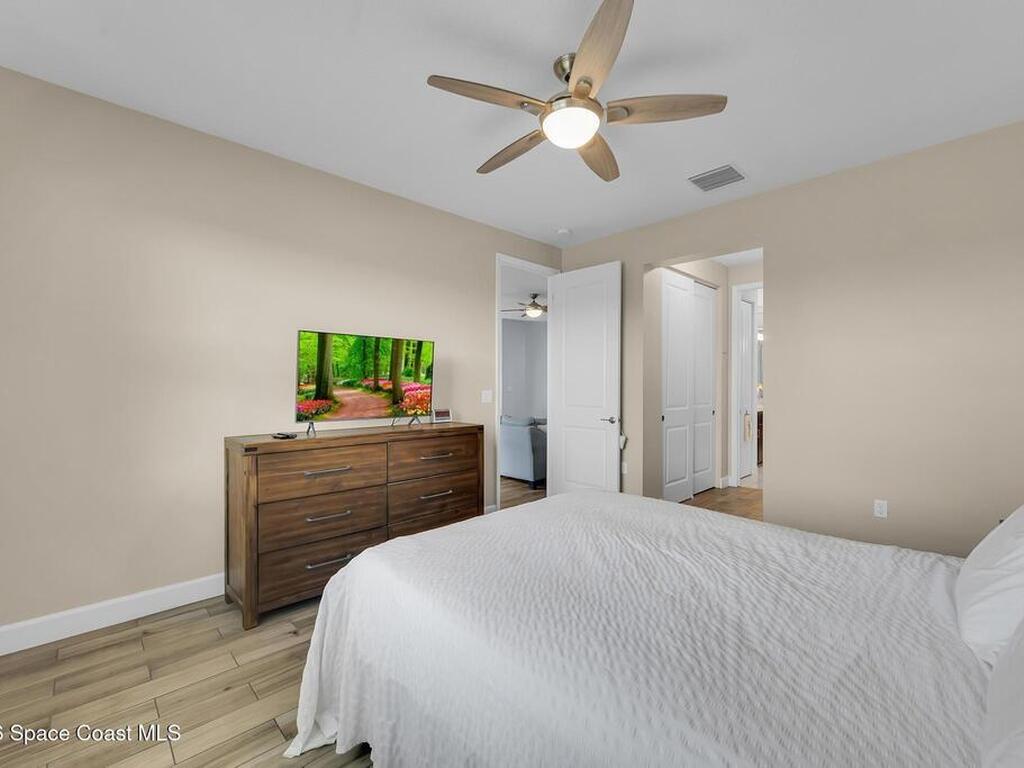 12127 SW Jasper Lake Way, Port St. Lucie, FL 34987