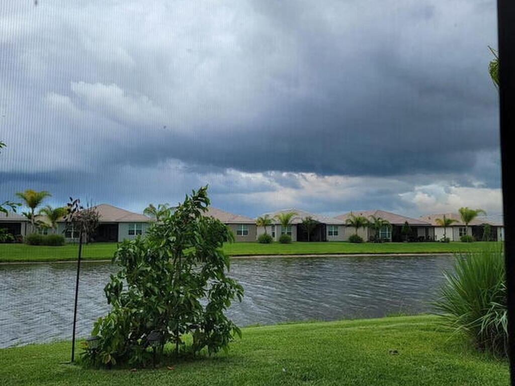 12127 SW Jasper Lake Way, Port St. Lucie, FL 34987