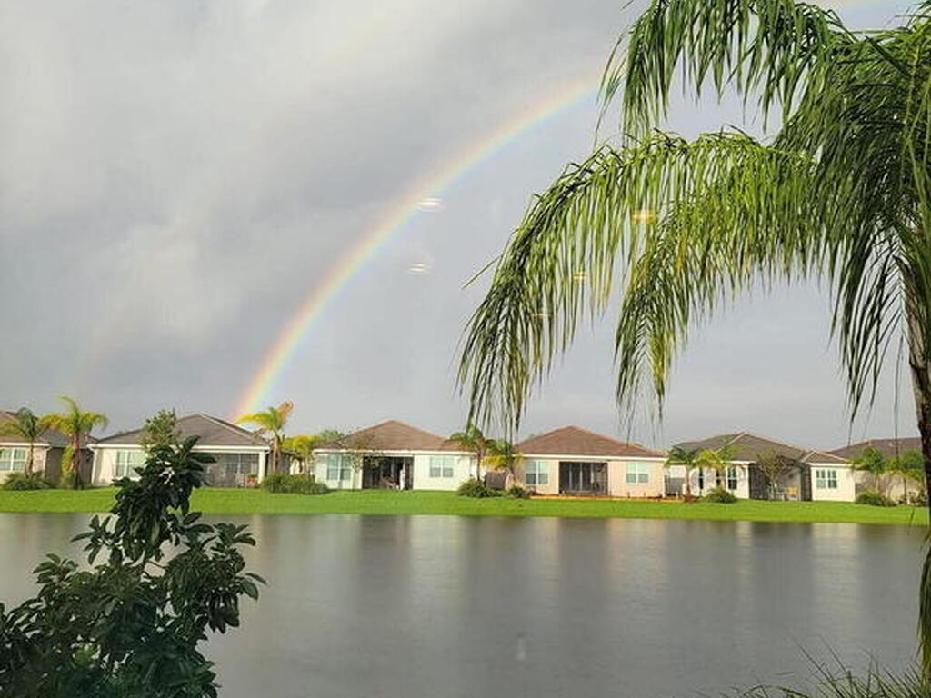 12127 SW Jasper Lake Way, Port St. Lucie, FL 34987