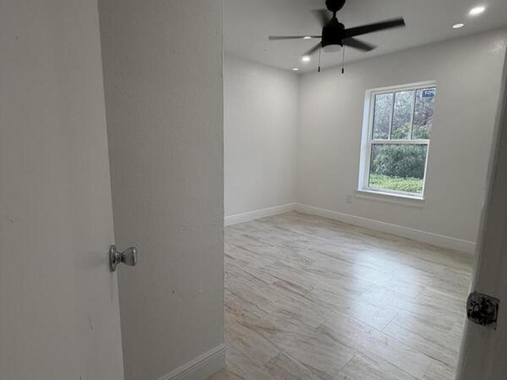 2391 Burns Avenue, Melbourne, FL 32935