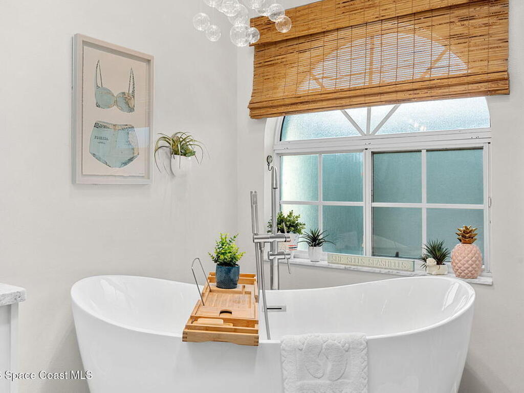 3 Jennifer Circle, Indialantic, FL 32903