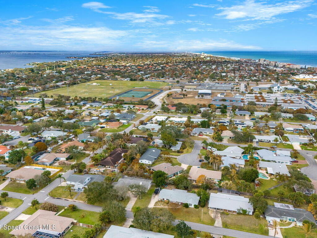 3 Jennifer Circle, Indialantic, FL 32903