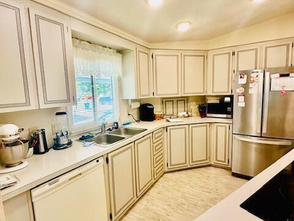 919 Jacaranda Drive, Barefoot Bay, FL 32976