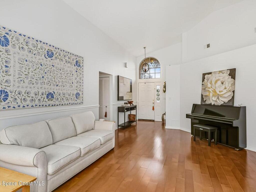 1934 Glen Meadows Circle, Melbourne, FL 32935