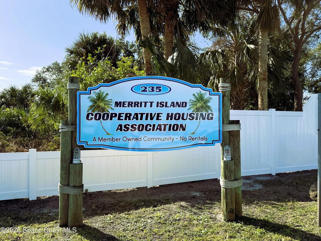 200 Bounty Street, Merritt Island, FL 32952