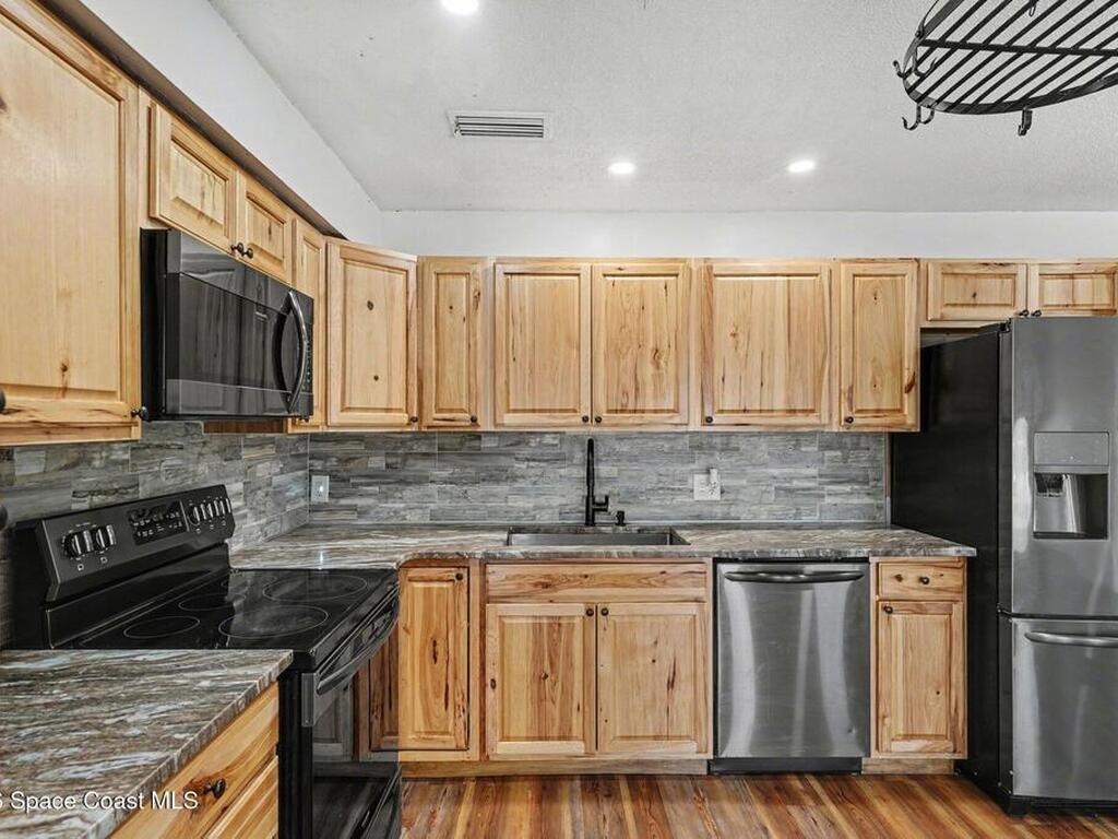 1341 Cindy Circle, Melbourne, FL 32905