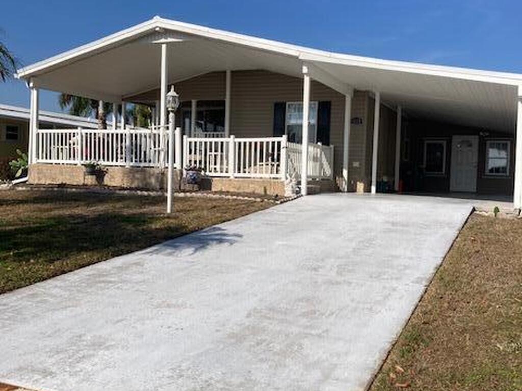 1418 Barefoot Circle, Barefoot Bay, FL 32976