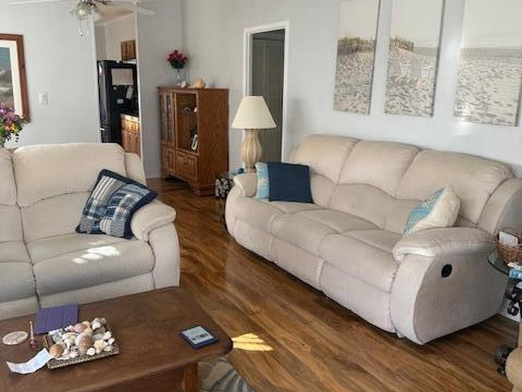 1418 Barefoot Circle, Barefoot Bay, FL 32976