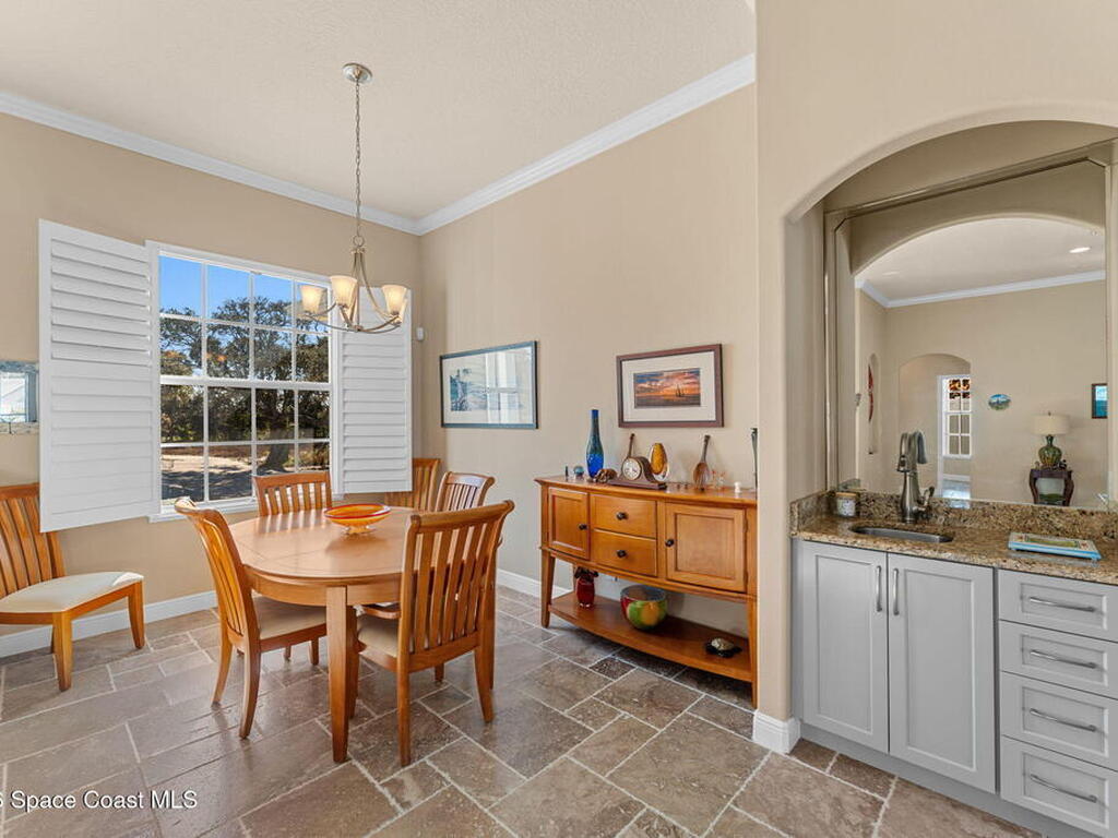 1139 S Brevard Avenue, Cocoa Beach, FL 32931