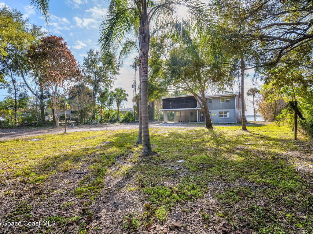 535 Robinhood Drive, Merritt Island, FL 32953